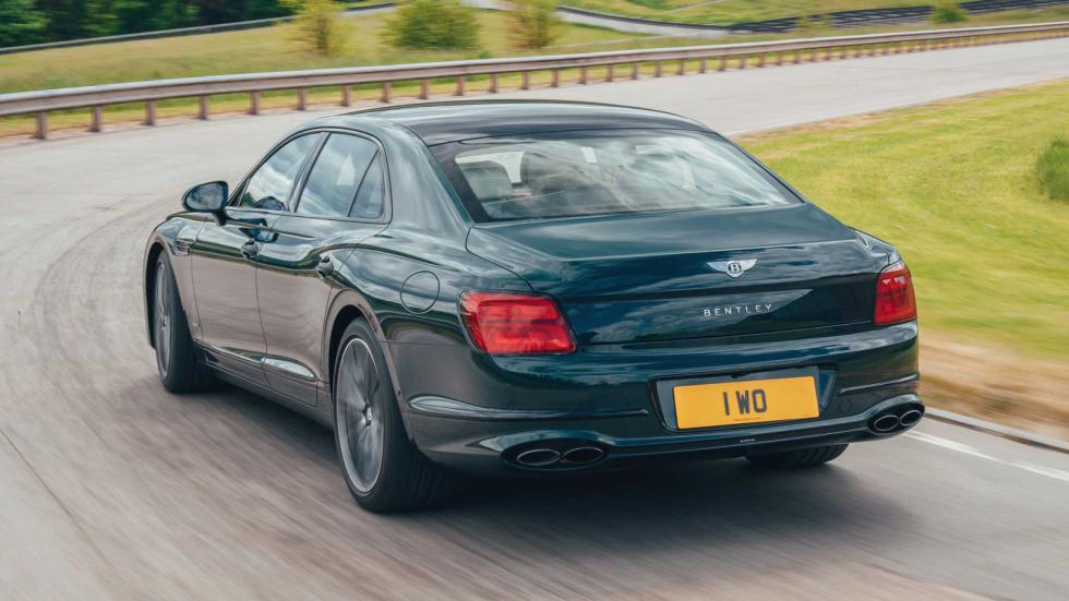 Η Bentley Flying Spur έγινε Plug-In υβριδική!